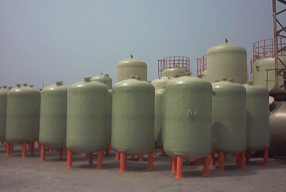 玻璃鋼反應(yīng)釜